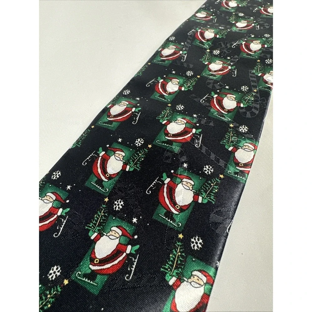 Hallmark Yule Tie Greetings Santa Christmas Novelty Necktie Holiday Office Party